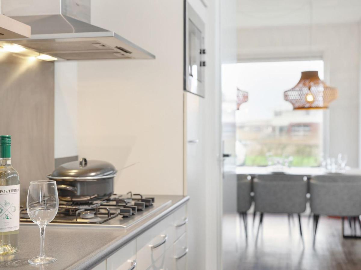 Luxury 4-Person Residence In The Holiday Park Landal Esonstad Anjum 외부 사진