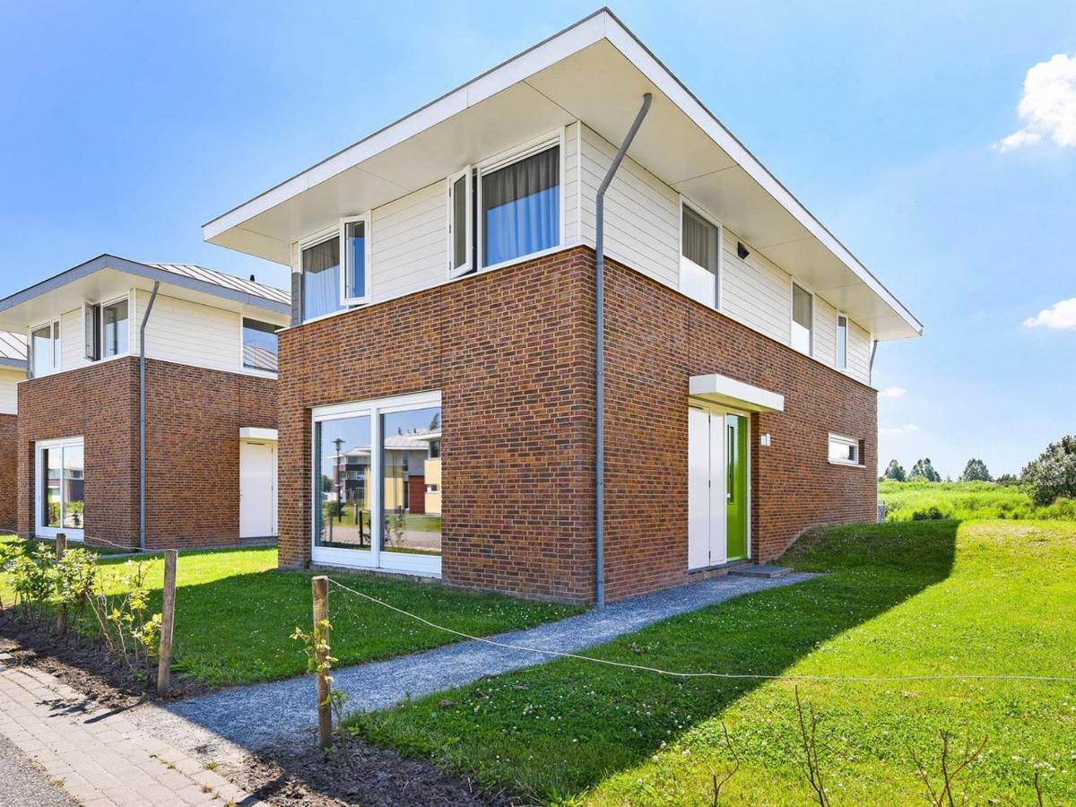 Luxury 4-Person Residence In The Holiday Park Landal Esonstad Anjum 외부 사진