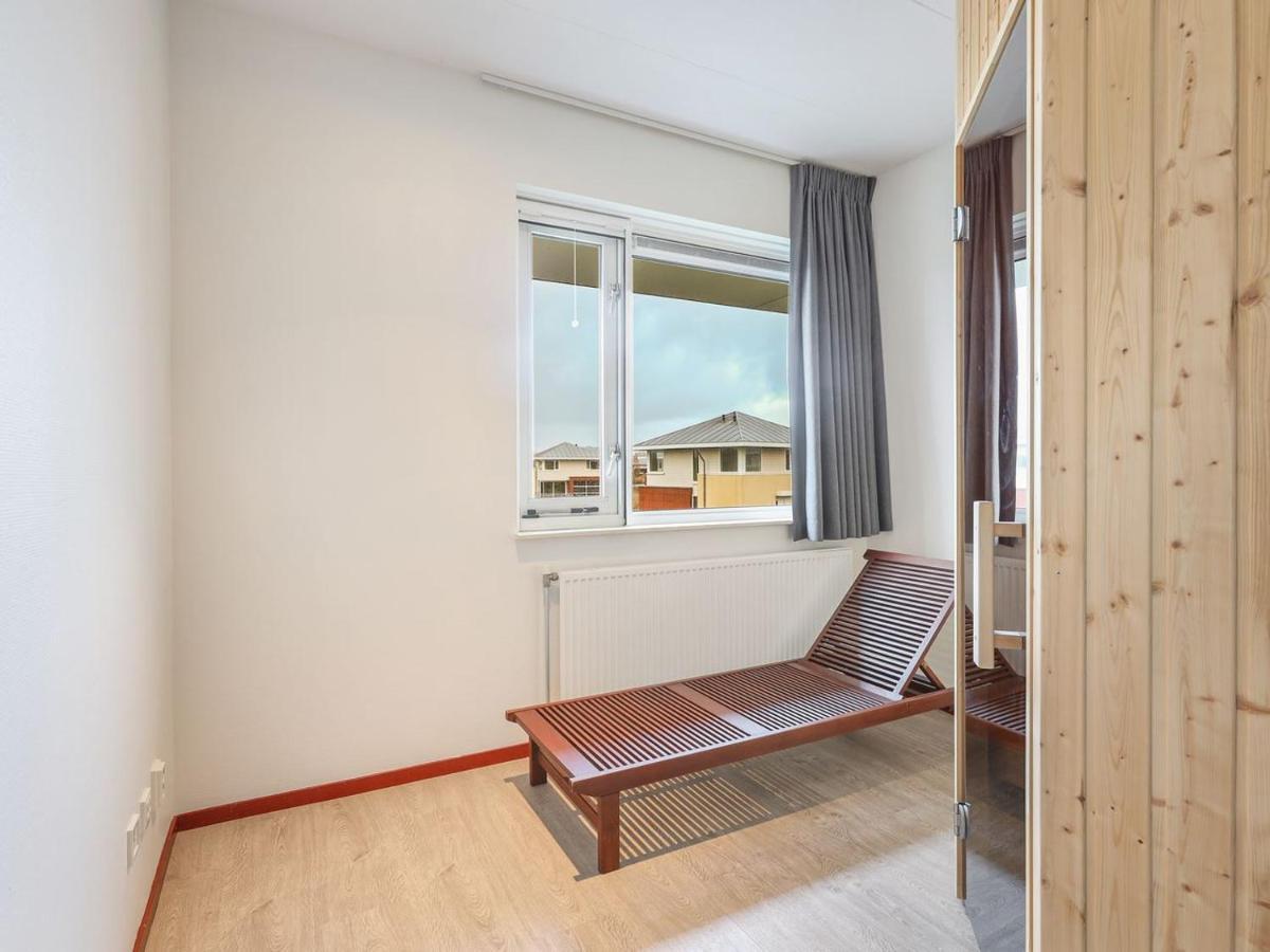 Luxury 4-Person Residence In The Holiday Park Landal Esonstad Anjum 외부 사진
