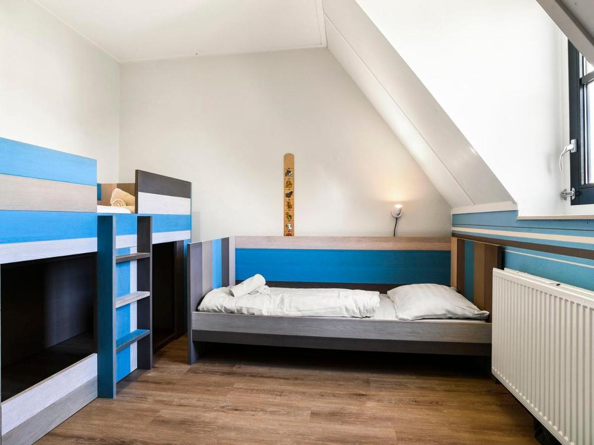Luxury 4-Person Residence In The Holiday Park Landal Esonstad Anjum 외부 사진